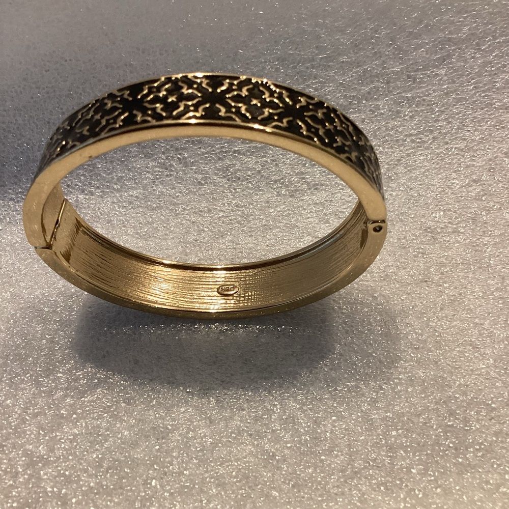 NRQ Black Enamel & Gold Tone Metal Cuff Bangle Bracelet